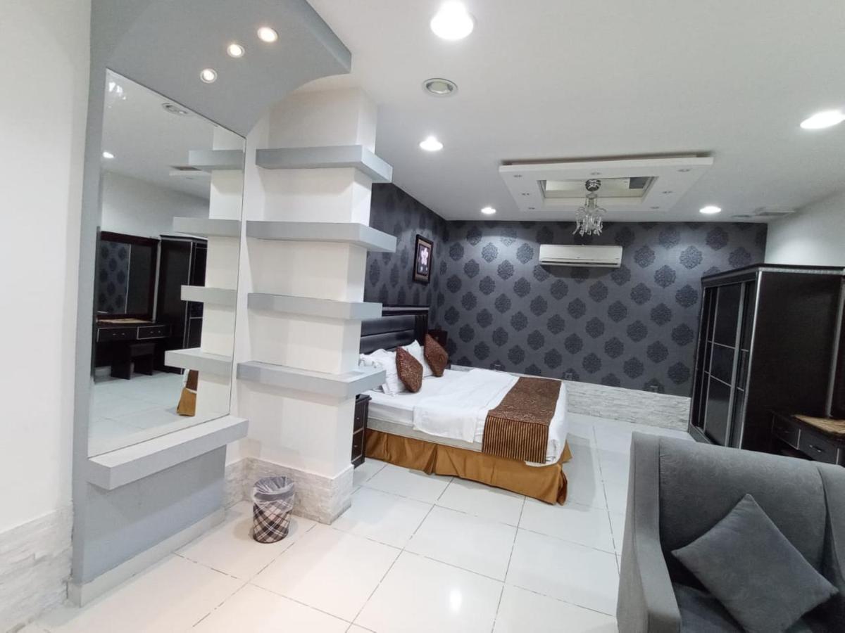 Celine Al Motamaiza Furnished Apartment Jidá Exterior foto